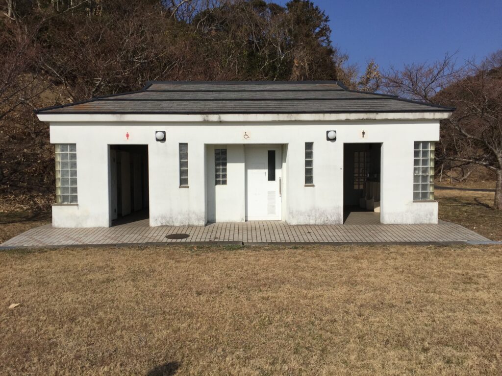 田もp区的広場トイレ